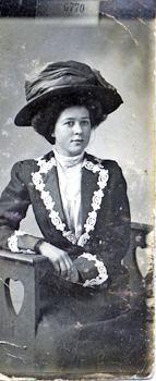 Sarah Crimlis nee Scales with wide brimmed hat